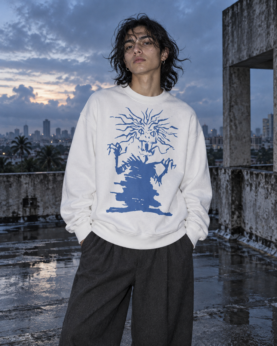 Afterlight Crewneck — DELUSSION editorial