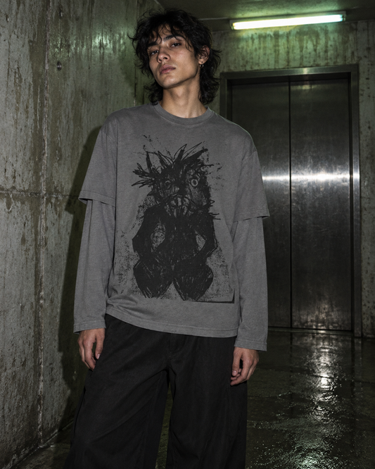 Bad Transmission Layered T-Shirt — DELUSSION editorial