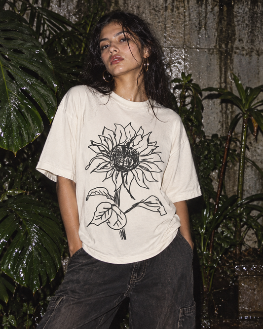 Dead Sunflower T-Shirt — DELUSSION editorial